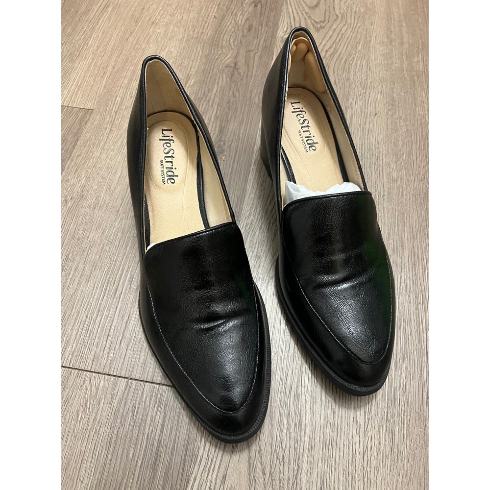 LifeStride Soft System Black Block Heel Loafers Almond Toe Pumps